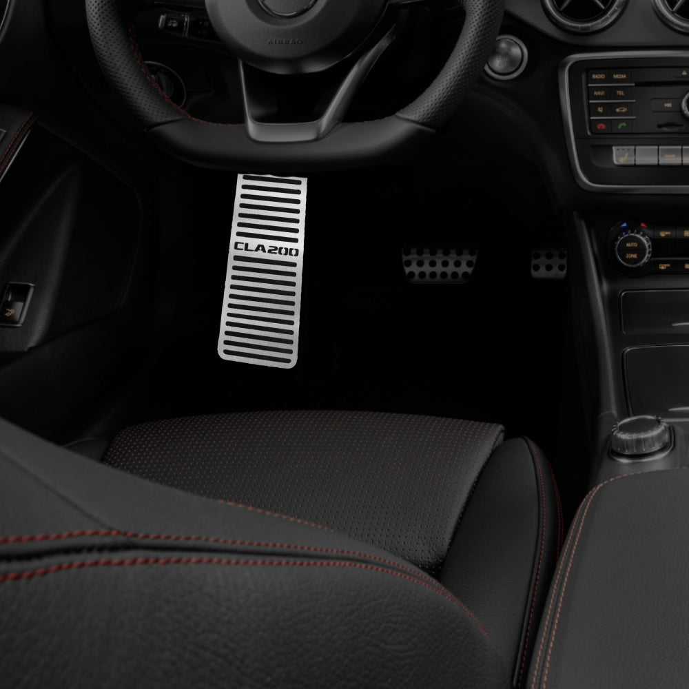 Descanso de pé Em Aço Inox Mercedes CLA200