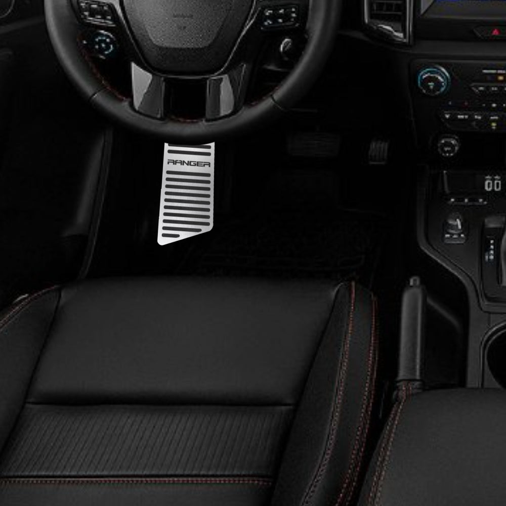 Descanso de pé em Aço Inox Ford Ranger 2017/...